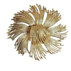 Monet Vintage signed Large Huge Cardelia Flower Brooch Gold Tone Pin